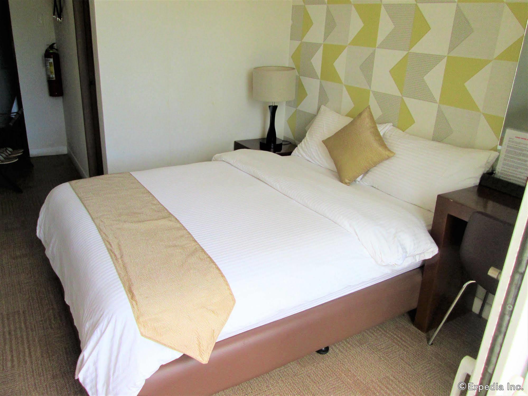 Lohas Airport Hotel Laguindingan Bagian luar foto