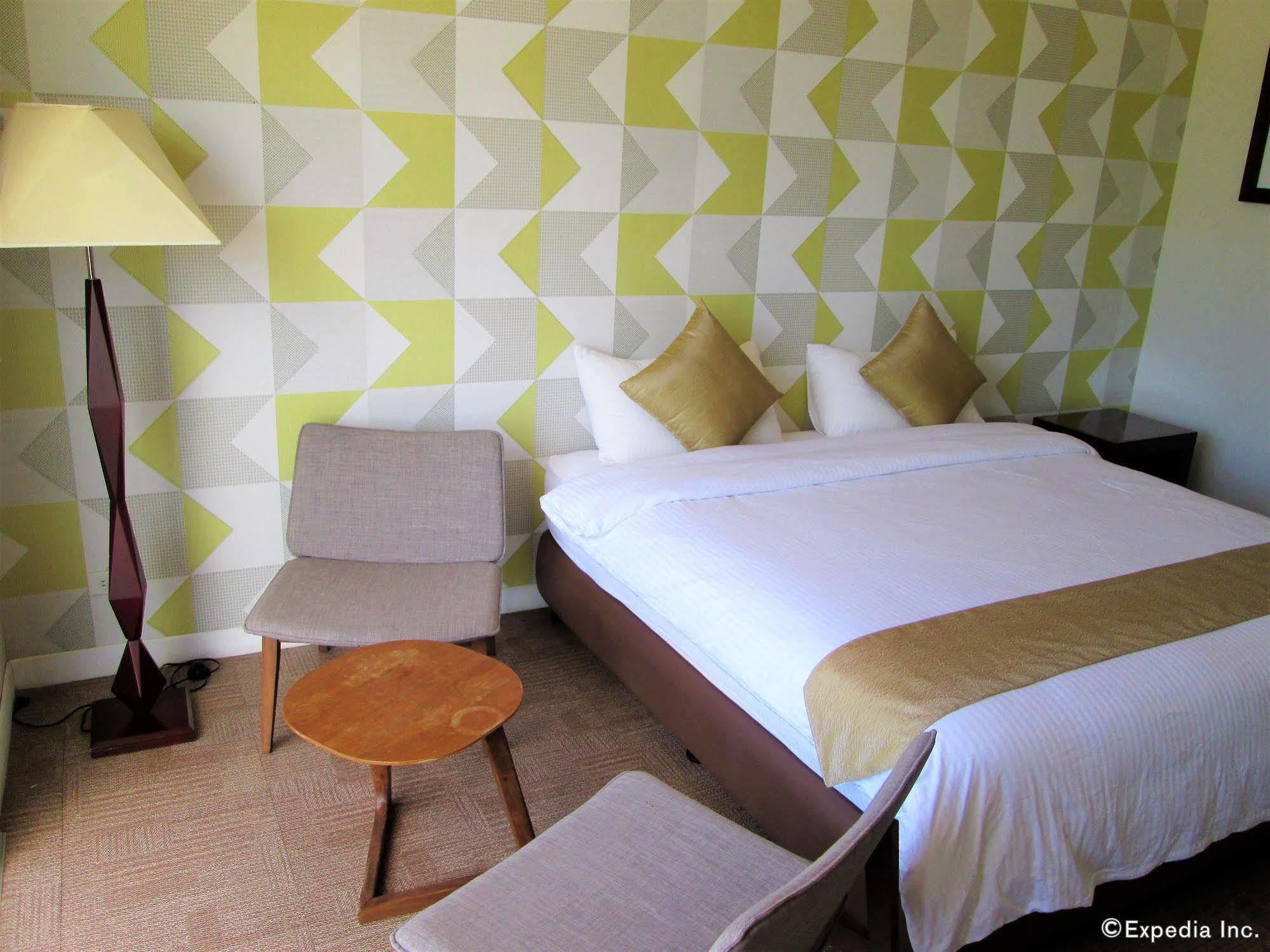 Lohas Airport Hotel Laguindingan Bagian luar foto