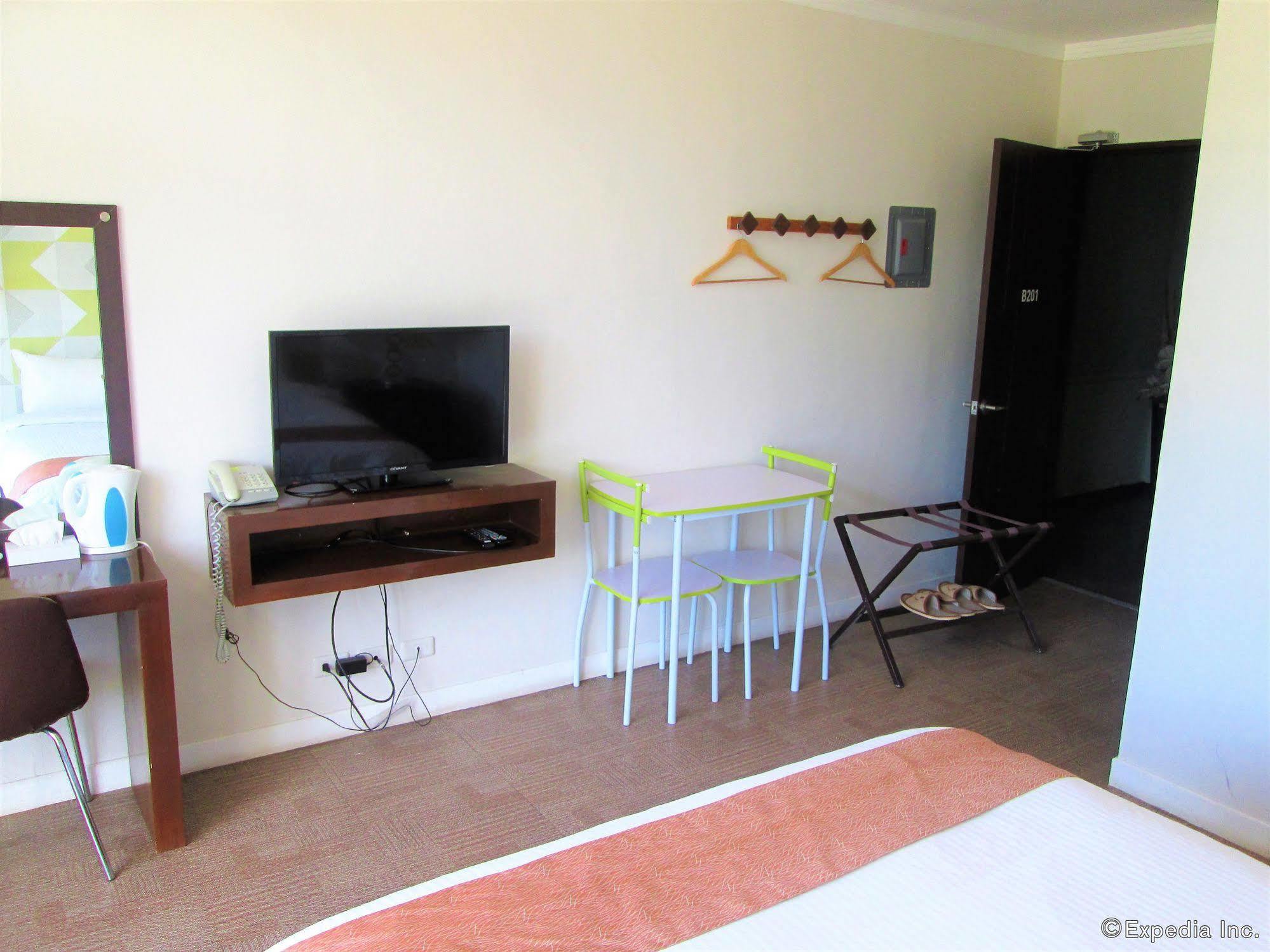 Lohas Airport Hotel Laguindingan Bagian luar foto