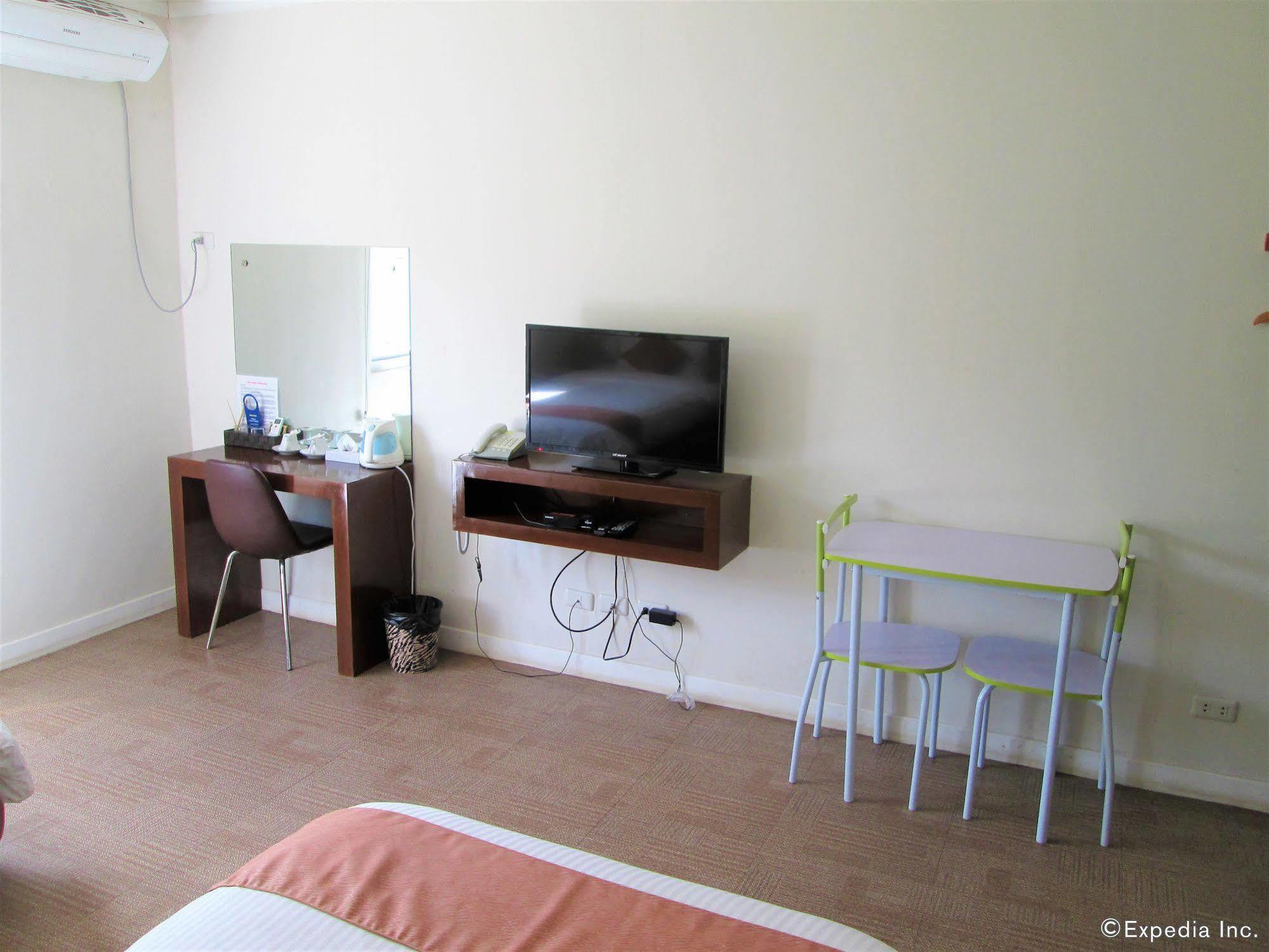 Lohas Airport Hotel Laguindingan Bagian luar foto